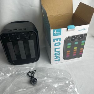 Parlante Bluetooth "EQ Light" con Radio y Luces LED - imagen 2