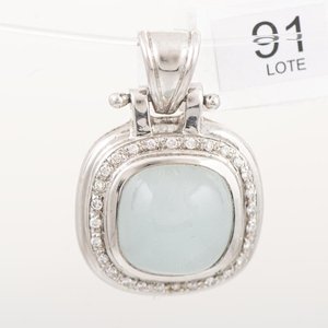 Lote anterior: Colgante de Oro 18k con Piedra Celeste y Brillantes