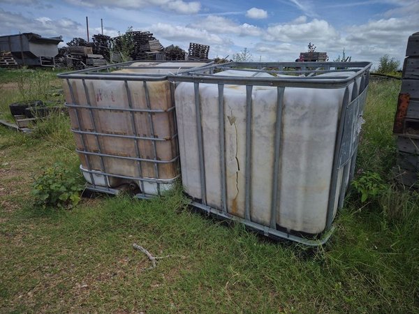 SOPORTES METÁLICOS GALVANIZADOS PARA TANQUES