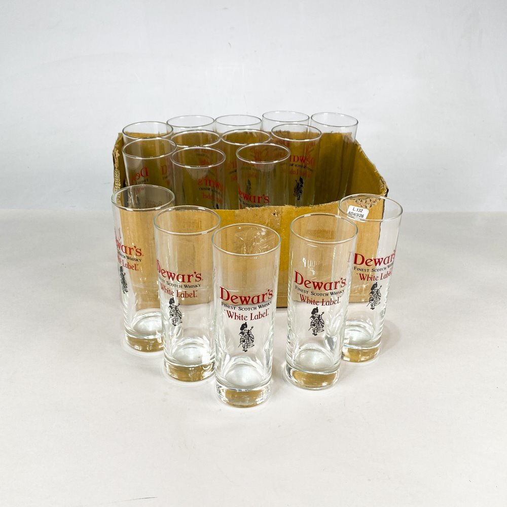 Lote anterior: Vasos de vidrio con monograma Dewars