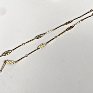 Lote de 5 Piezas de Bisutería: Cadenas con Colgantes y Caravanas - imagen 6
