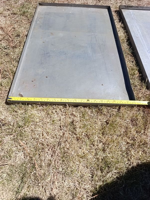 2 ASADERAS DE ALUMINIO EN BUEN ESTADO - imagen 2