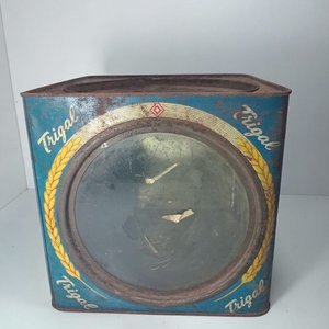 Lote siguiente: Lata Vintage de Galletas El Trigal (SA) con Ilustraciones de Época