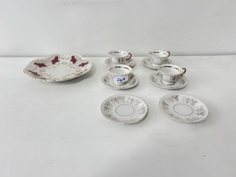 Lote anterior: Plato de loza Bavaria con tazas y porcelana