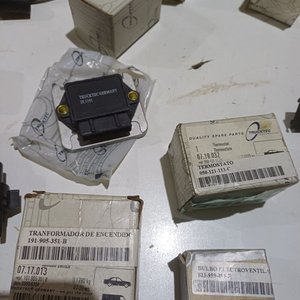 Caja de Repuestos Varios: Bulbo, Termostato, Transformador de Encendido y Más - imagen 6