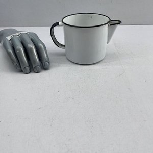 Lechera Esmaltada Blanca con Diseños Florales - imagen 7