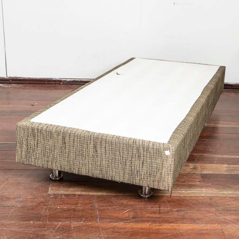 Item 2113897 - Image 0