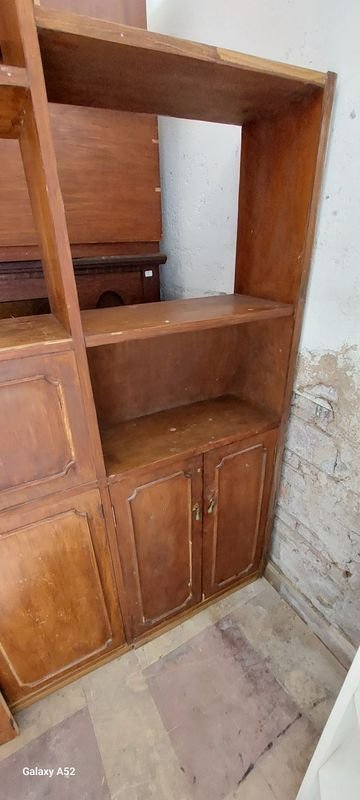 Mueble divisorio de living en madera - imagen 2