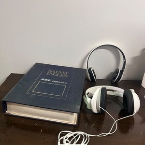 Curso de Inglés Salvat con Auriculares y Cassettes - imagen 1