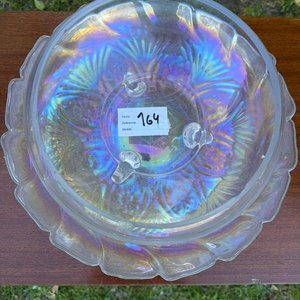 Centro de Mesa de Cristal Opalino con Diseño Barroco y Borde Dorado - imagen 2