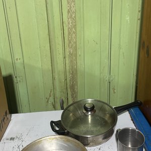 Lote siguiente: Sartén Tortera y Hervidor de Metal