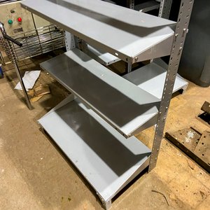 Dos Estanterías Metálicas Tipo Góndola con Cuatro Estantes Cada Una - imagen 5