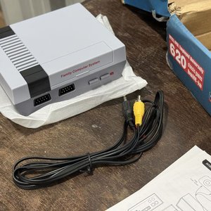 Consola Mini Game Anniversary Edition con 620 Juegos Retro - imagen 5
