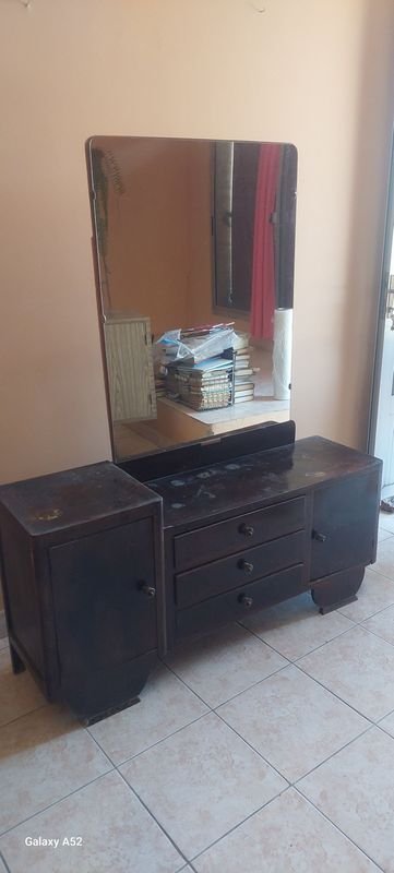 Item 900857 - Image 0