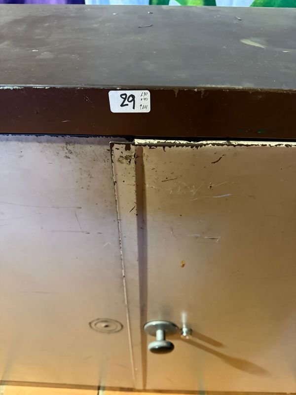 Item 850256 - Image 0