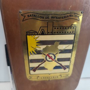 Placa Batallón de Infantería N° 11 Lavalleja y Medalla Comando General de la Armada - imagen 3