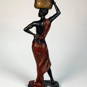 Escultura Dama Africana con Canasto en Yeso - 50 cm - imagen 5