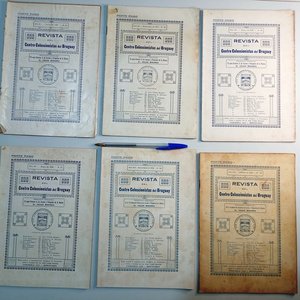 Lote de 6 Revistas del Centro Coleccionistas del Uruguay (1931-1933) - imagen 1