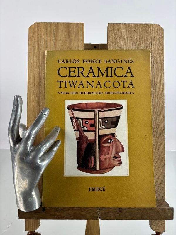 Lote siguiente: Cerámica Tiwanacota: Arte y Cultura de la Civilización Tiwanaku