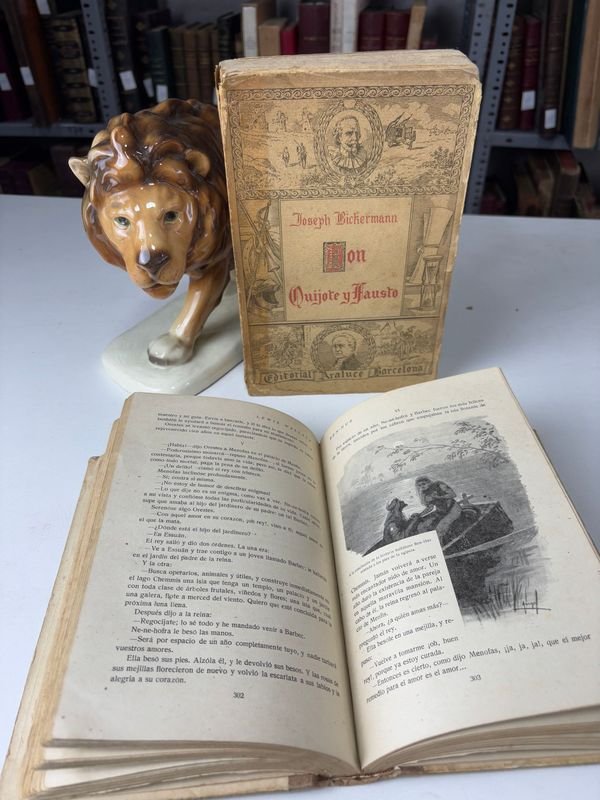 Novelas clásicas y figurita de león - imagen 5