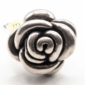 Lote anterior: Anillo de Plata con Diseño de Rosa