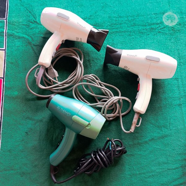 Lote de 3 Secadores de Pelo GA.MA: Titanium y 3D Therapy - imagen 1