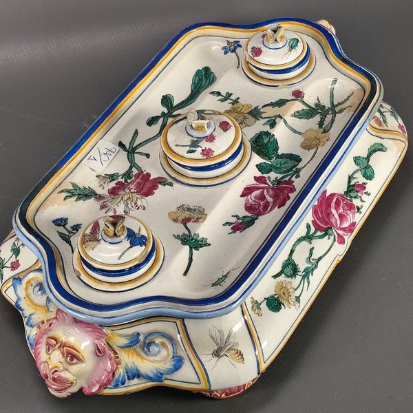 Tintero Antiguo de Cerámica Pintado a Mano con Tapas y Detalles de Rostros - imagen 1
