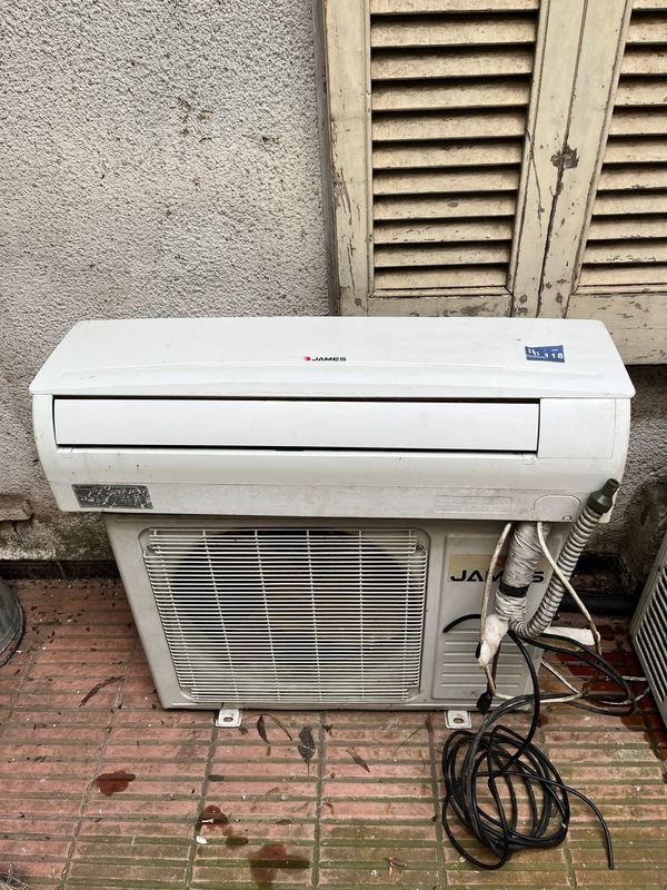 Aire Acondicionado Split James 12000 BTU - Unidad Interior y Exterior