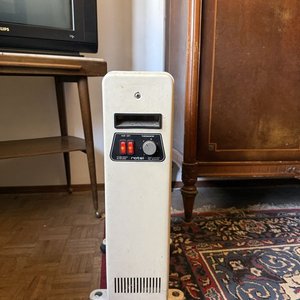 Calefactor Eléctrico Rotel Radiador con Termostato y Ruedas - imagen 7