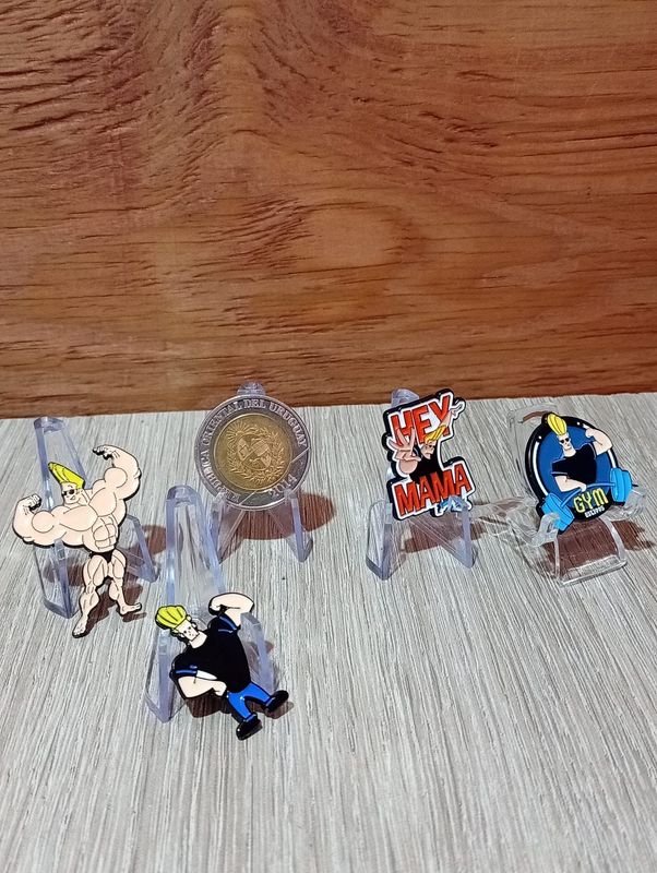 Lote de 4 Broches/Pins Metálicos Esmaltados Johnny Bravo Cartoon Network