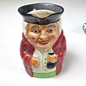 Lote de 4 Zuecos Holandeses de Loza y Jarra Inglesa de Personaje - imagen 5