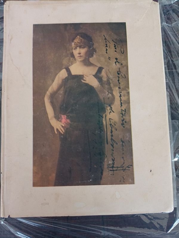 Juana de Ibarbourou: Manuscritos Inéditos y Homenaje en 1992