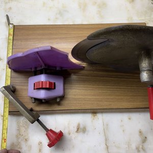 Rebanadora Manual de Mesa con Base de Madera y Cuchilla Metálica - imagen 4