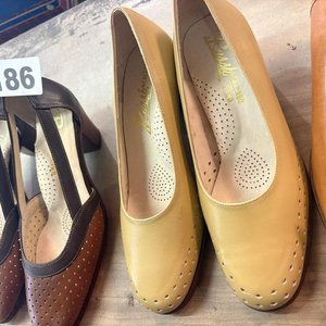 Lote de 5 Pares de Zapatos de Cuero para Mujer - Artesanales Uruguayos - imagen 5