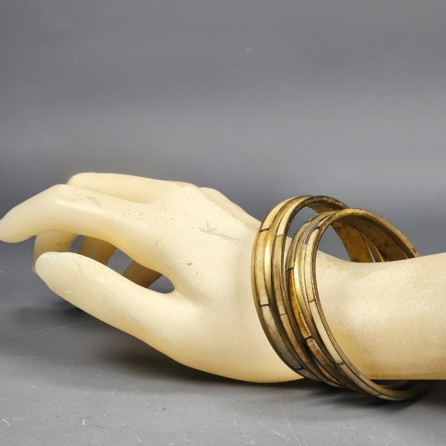 Item 16465 - Image 3