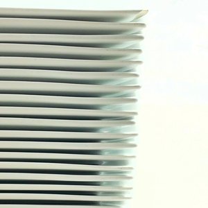 Lote de 18 Fuentes Rectangulares de Cerámica Blanca Marca Prisma - imagen 3