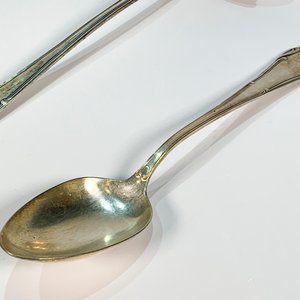 Tres Cucharones Metálicos de Diferentes Diseños - imagen 3