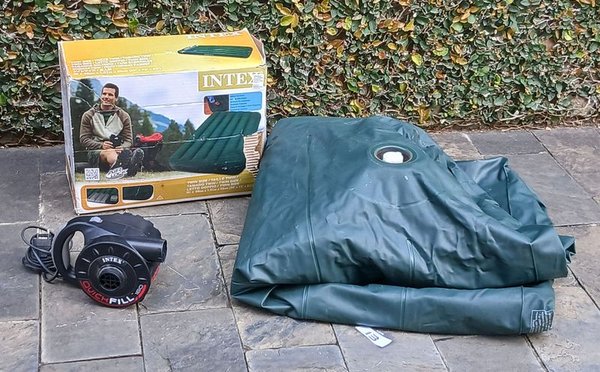 Colchón Inflable Intex Twin (1 Plaza) con Inflador Eléctrico y Caja - imagen 1