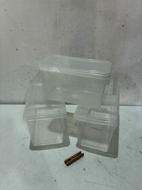 Set de 3 recipientes plásticos transparentes con asas