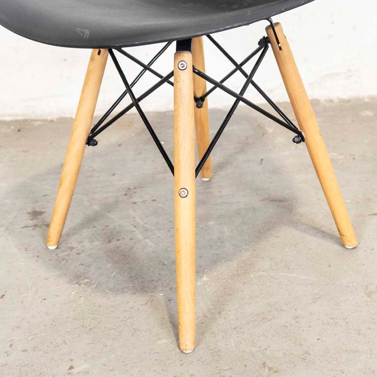 Item 2104112 - Image 1