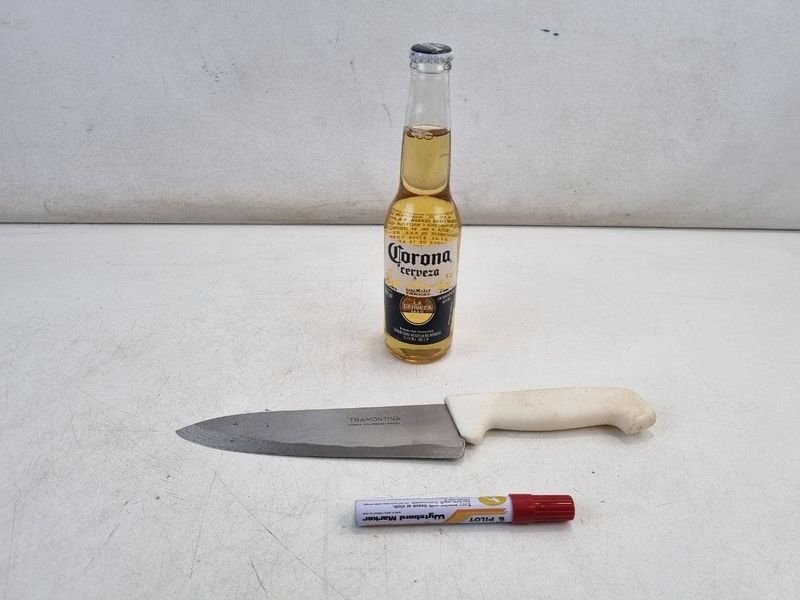 Cuchillo de Cocina Tramontina Hoja Cromo Molibdeno Mango Plástico Blanco