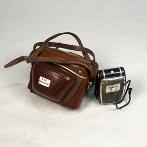 Cámara Fotográfica Antigua Agfa con Estuche de Cuero y Flash Agfalux - imagen 2