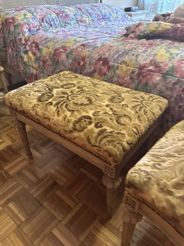 Silla y banqueta Luis XVI con tapiz de Brocato - imagen 4