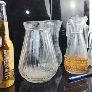 Conjunto de 5 Piezas Decorativas de Vidrio: Floreros y Jarra - imagen 4