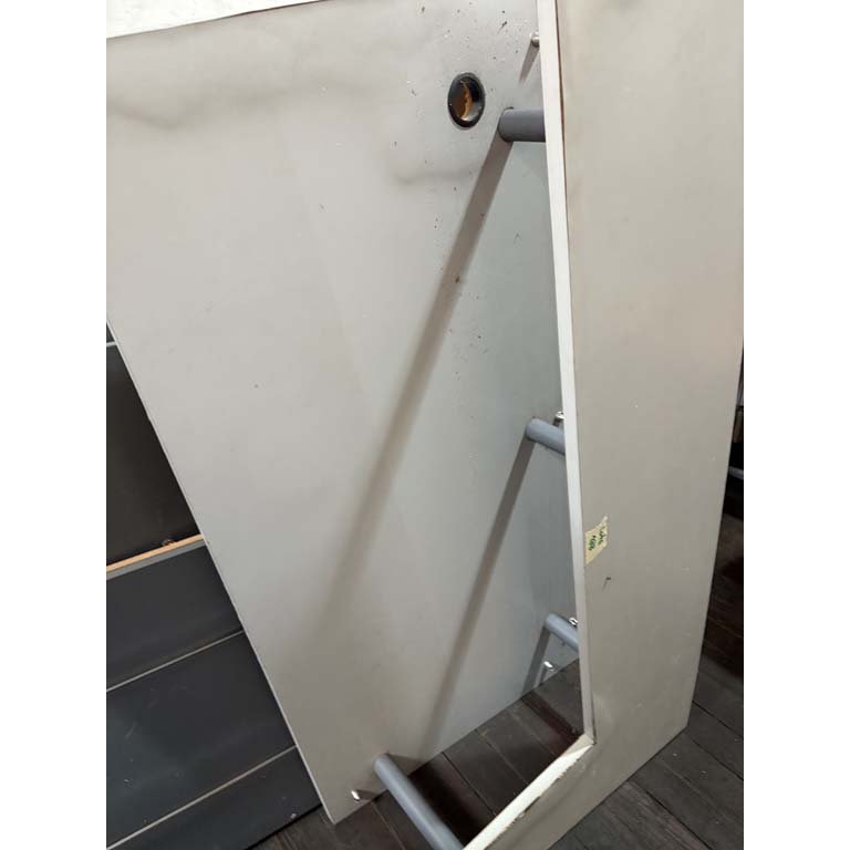 Item 2104584 - Image 1