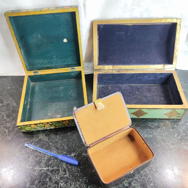Antiguas cajas de madera y cuero para decoración - imagen 3