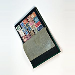 Álbum de Sellos de Naciones Unidas con 141 Estampillas Diferentes - imagen 2
