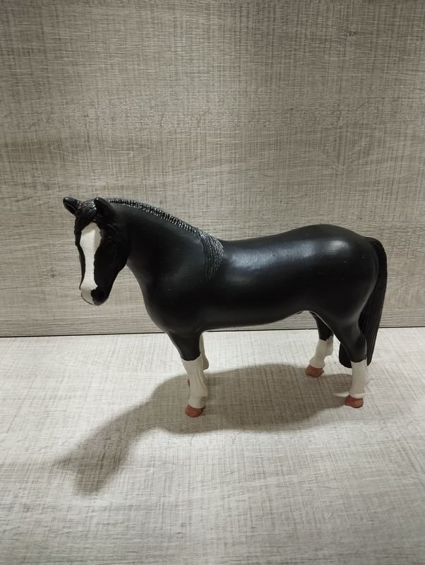 Item 848981 - Image 0