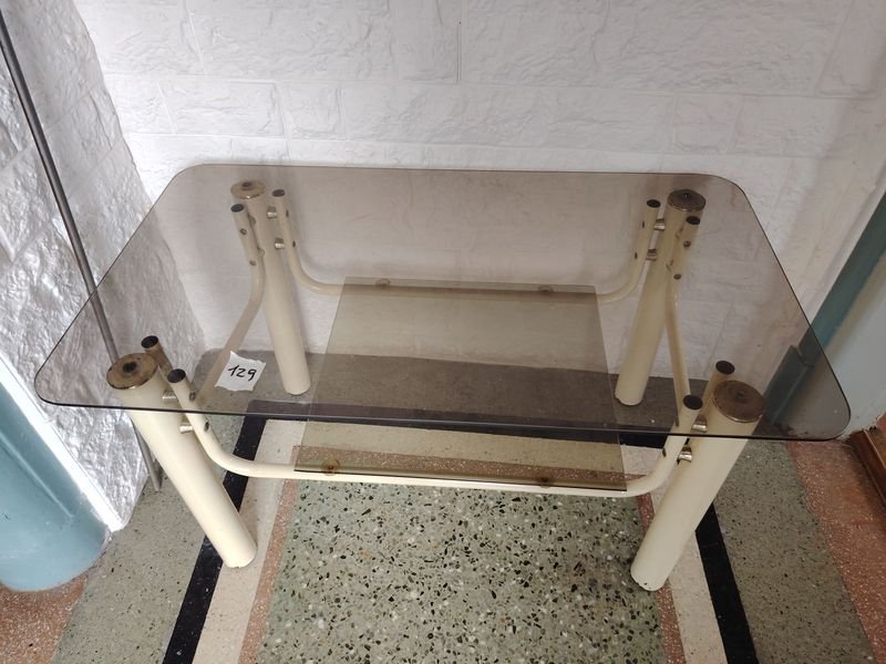 Mesa Ratona Caño y Vidrio Rectangular