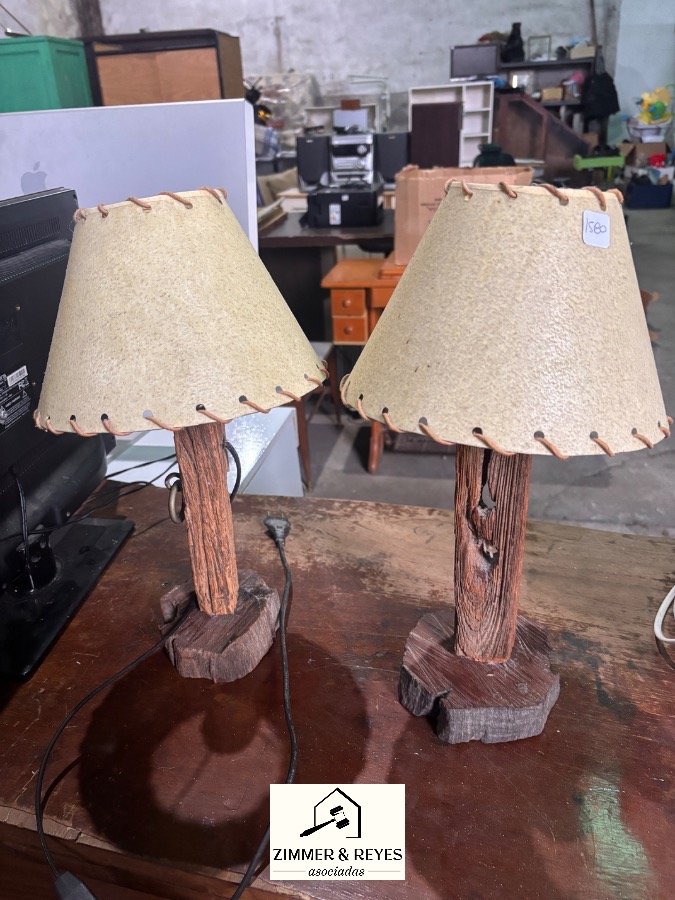 Par de Lámparas de Mesa Rústicas con Base de Madera